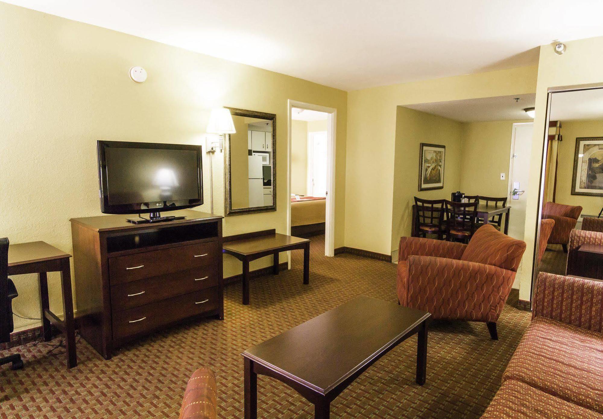 Best Western Plus Daytona Inn Seabreeze Daytona Beach Exterior photo